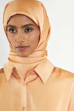 Glamorous Jet Setter|Apricot Satin Headscarf -
