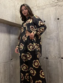 Glamorous Glamorous Care: Our Sustainable Collection|Blouses & Shirts|Black Amber-Yellow Flower Oversized-Shirt -