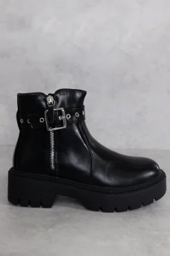 Glamorous Workwear|Boots|Black Chunky Buckle Chelsea Boots -