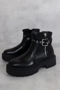 Glamorous Workwear|Boots|Black Chunky Buckle Chelsea Boots -