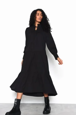 Glamorous Day Dresses|Maxi Dresses|Black V-Neck Long-Sleeve Maxi-Dress -