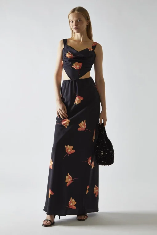 Glamorous Going Out Tops|Co-ords|Black-Orange Flower Hanky-Hem Tie-Back Crop-Top -