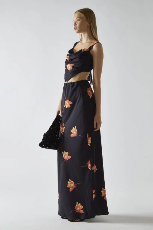 Glamorous Going Out Tops|Co-ords|Black-Orange Flower Hanky-Hem Tie-Back Crop-Top -