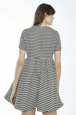 Glamorous Day Dresses|Mini Dresses|Black-White Diamond Crew-Neck Skater Mini-Dress -