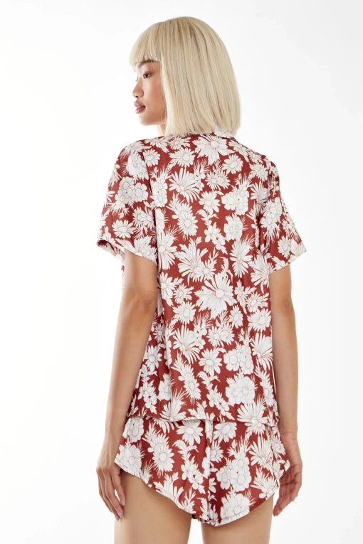 Glamorous Jet Setter|Chic Escapes|Brown Resort-Floral Loose Fit Collared-shirt -