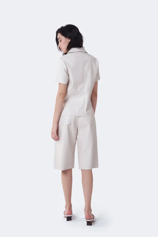 Glamorous Woven Shorts|Chic Beige Knee-Length Shorts -