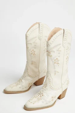Glamorous Boots|Cream Embroidered Cowboy-Boots -