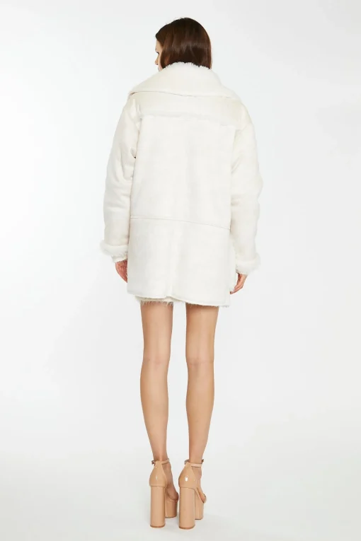 Glamorous Workwear|Go To Partywear|Cream Shearling Oversized-Collar Jacket -