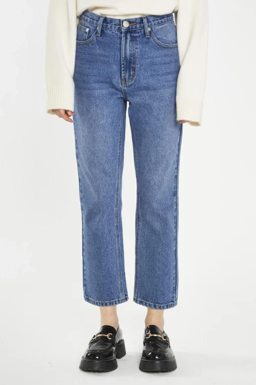 Glamorous Straight Leg Jeans|Dark-Stonewash Straight-Leg Jeans -