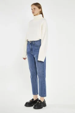 Glamorous Straight Leg Jeans|Dark-Stonewash Straight-Leg Jeans -