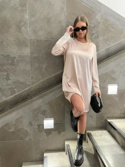 Glamorous Glamorous Curve|Midi & Midaxi Dresses|Dusty-Pink Crew-Neck Midi-Dress -