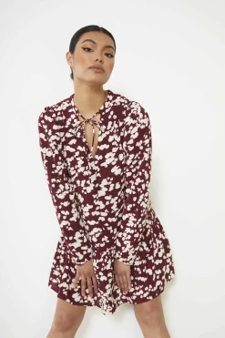 Glamorous Mini Dresses|Mini Dresses|Burgundy Cream Abstract Mini Dress with Ruffle Hem and Long -