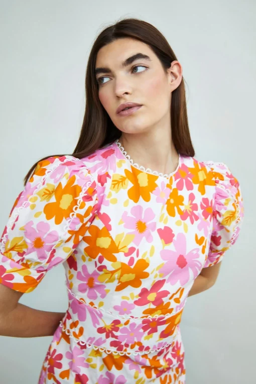 Glamorous Best Dressed Guest|Day Dresses|Collection Puff Sleeve Peplum Mini Dress -