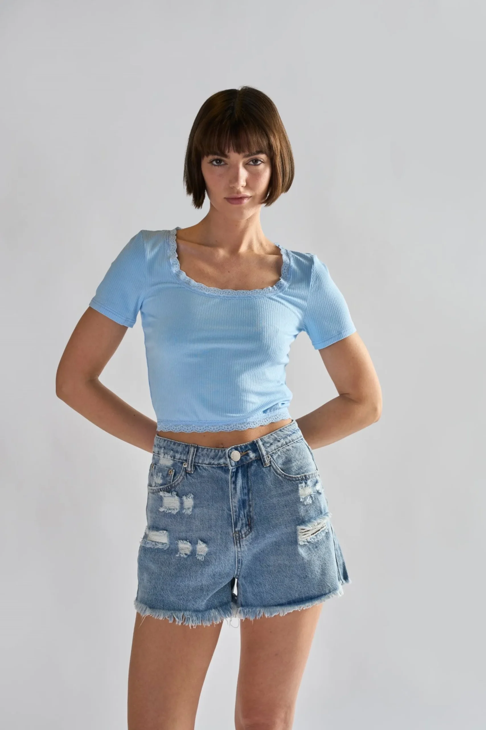 Glamorous Denim Shorts|Vintage Wash Distressed Denim Shorts -
