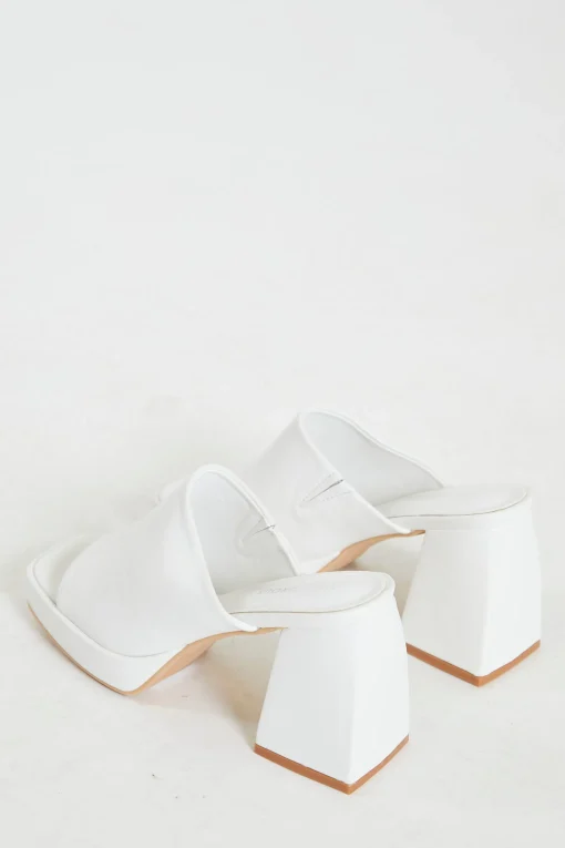 Glamorous Special Extras|Go To Partywear|White PU Block Heel Mules -