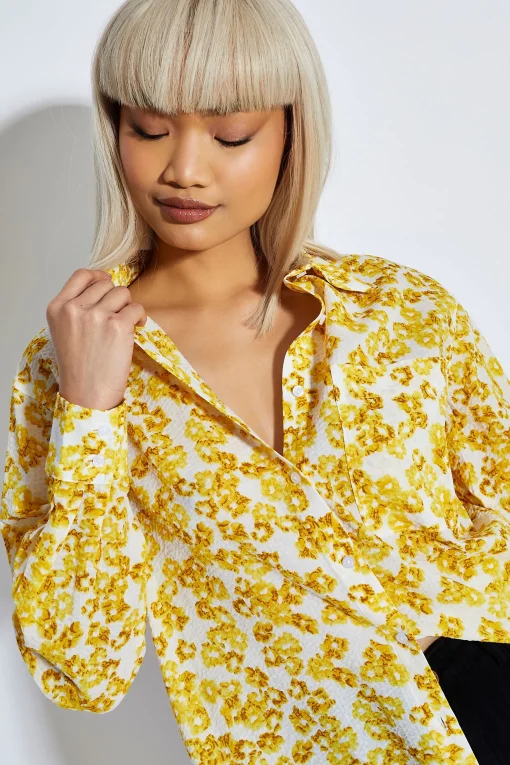 Glamorous Chic Escapes|Blouses & Shirts|Yellow Texture Ditsy Button Front Shirt -