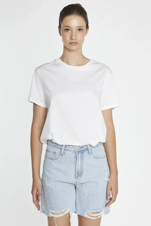 Glamorous Denim Shorts|Light Blue-Wash Loose Fit Denim-Shorts -