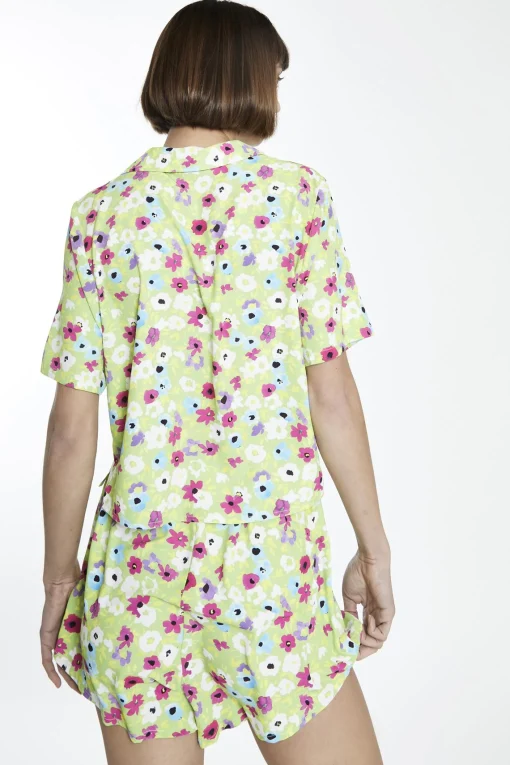 Glamorous Blouses & Shirts|Multi Green Floral Button Front Crop-Shirt -