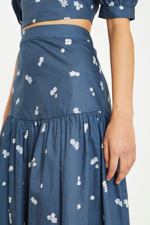 Glamorous Chic Escapes|Midi & Midaxi Skirts|Navy Scattered Flower Midi Skirt -