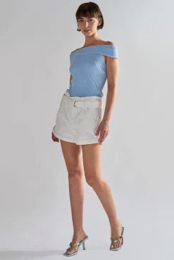 Glamorous Chic Escapes|Woven Shorts|Off White Paper-Bag Belted Shorts -