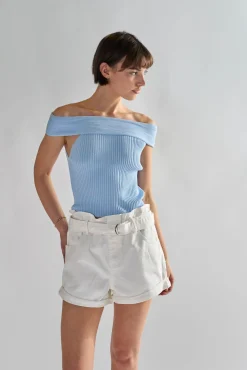 Glamorous Chic Escapes|Woven Shorts|Off White Paper-Bag Belted Shorts -