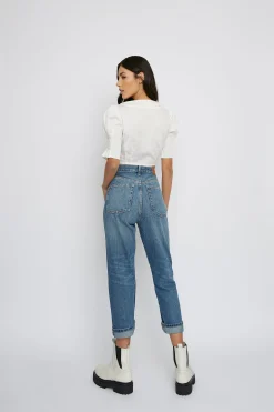 Glamorous Tops & T-shirts|Off-White Button-Down Crop-Top -