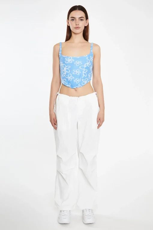 Glamorous Chic Escapes|Off-White Parachute Pants -