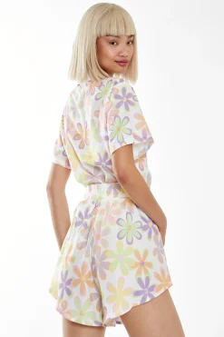 Glamorous Chic Escapes|Glamorous Care: Our Sustainable Collection|Pastel 60s Floral Shorts -