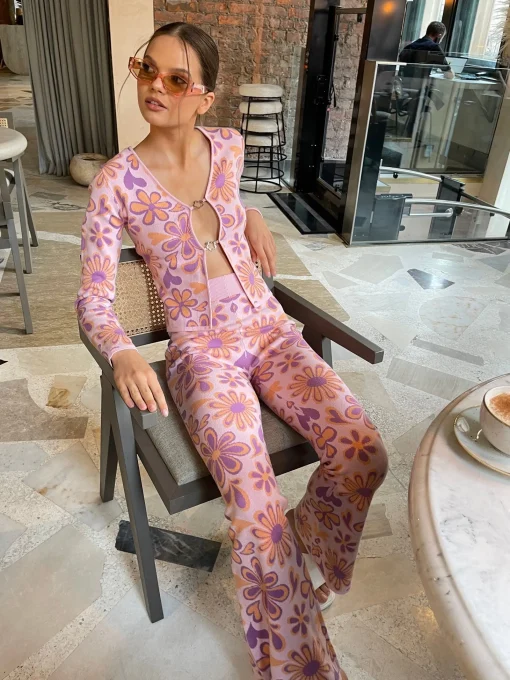 Glamorous Co-ords|Flares|Pink-Peach-Retro-Flower Flared Trousers -