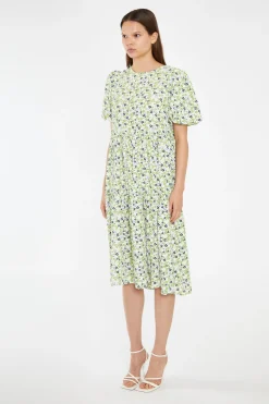 Glamorous Best Dressed Guest|Chic Escapes|Retro Daisy Tiered Midi-Dress -