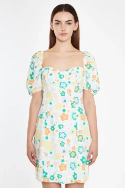 Glamorous Best Dressed Guest|Chic Escapes|Retro Spring-Floral Bust Detail Mini-Dress -