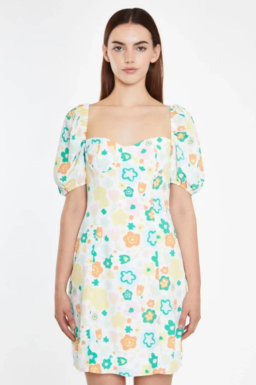 Glamorous Best Dressed Guest|Chic Escapes|Retro Spring-Floral Bust Detail Mini-Dress -