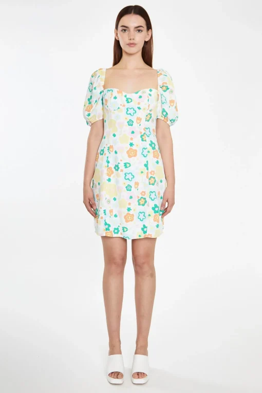 Glamorous Best Dressed Guest|Chic Escapes|Retro Spring-Floral Bust Detail Mini-Dress -