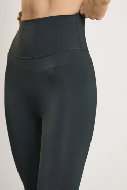 Glamorous Bottoms|Leggings|Signature Black Seamless Leggings -