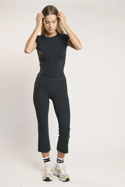 Glamorous Tops|Signature Black Short-Sleeve Top -
