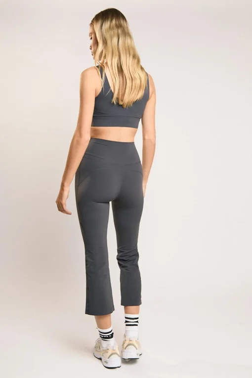 Glamorous Bottoms|Leggings|Signature Graphite-Grey Capri Leggings -