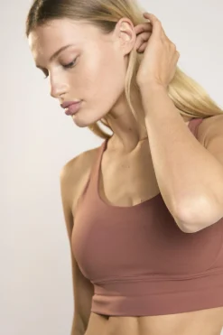 Glamorous Tops|Signature Sienna Cross-Back Crop-Top -
