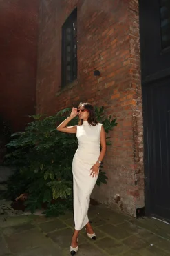 Glamorous Dresses|Midi & Midaxi Dresses|Vanilla Sleeveless Bodycon Midi-Dress -