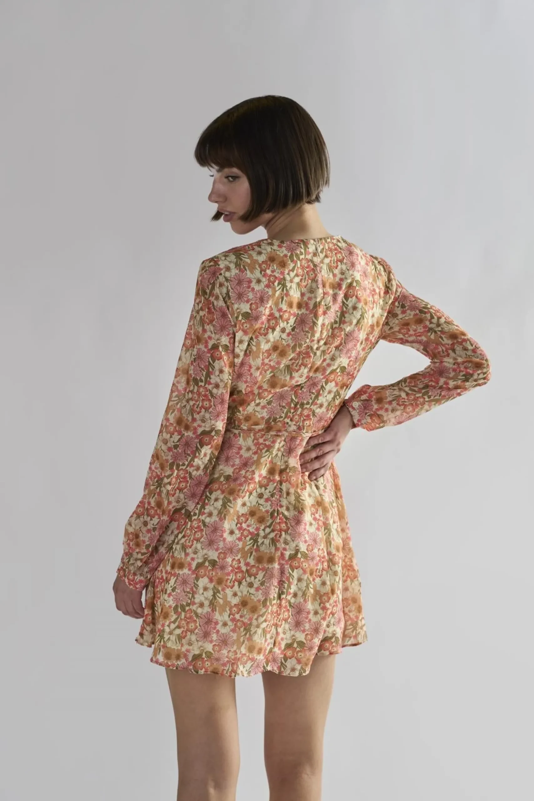 Glamorous Day Dresses|Mini Dresses|Vintage-Floral V-Neck Mini-Dresses -