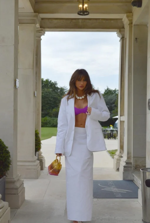 Glamorous Chic Escapes|Glamorous Studio|White Oversized-Blazer -