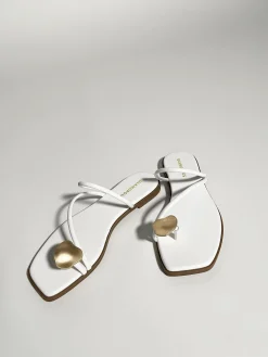 Glamorous Flat Shoes|Sandals|White Toe-Thong-Flat-Sandals -