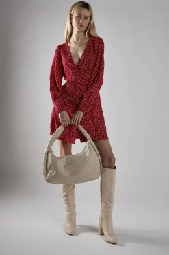 Glamorous Shoulder Bags|White Woven Oversized Shoulder-Bag -